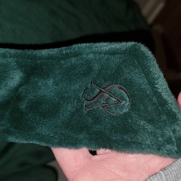 Victoria's Secret Robe Sizr M/L - Picture 4 of 10